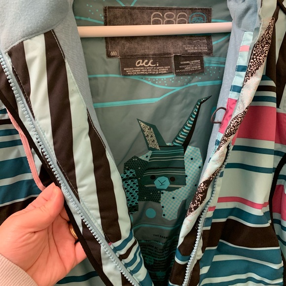 **686** Ski/Snowboard Jacket Sz: M - Picture 6 of 11